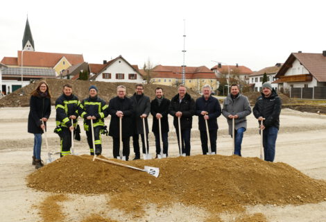 Spatenstich Neubau Feuerwehr Laberweinting
